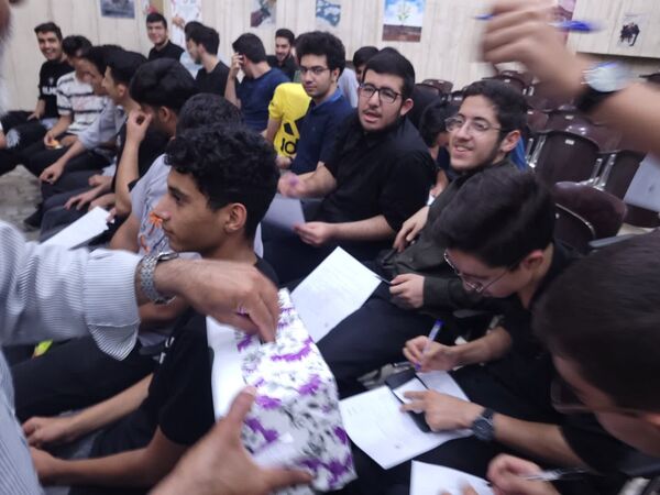انتخاب دبیر کانون نوجوان پسر محله نظام آباد 