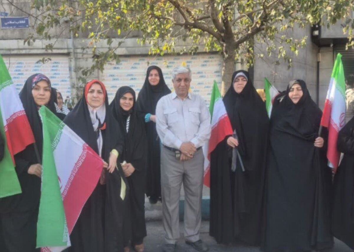 حضور دانش‌آموزان، پیام استقامت، پویایی و امید را به جامعه مخابره کرد