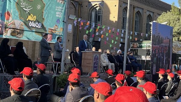 آیین بازگشایی مدارس در دبیرستان ماندگار البرز، با حضور مقامات ارشد کشور