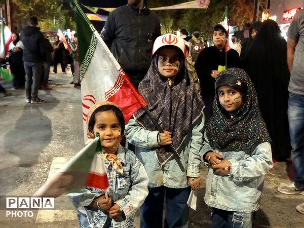 حضور پرشور کودکان و نوجوانان در قلب نیشابور 