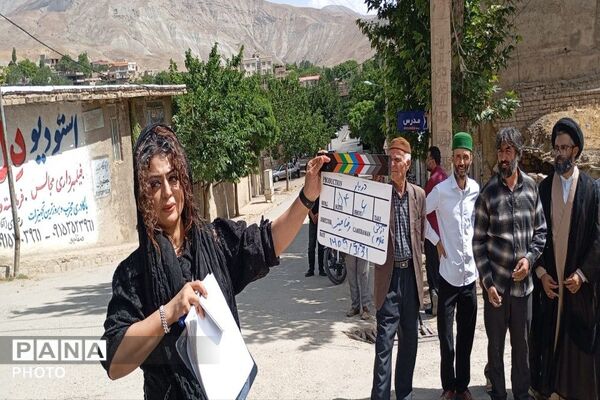 ساخت فیلم سینمایی «دربار» با موضوع ورود رهبر در سال ۱۳۶۵ به شهر بار 