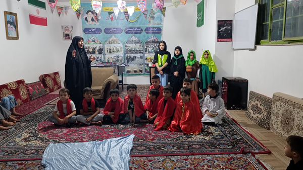 برپایی مهد آدینه نور در مسجد صاحب الزمان آشخانه 