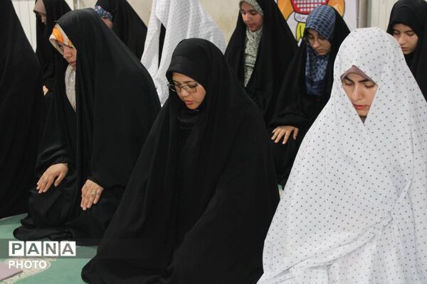  پاتوق دختران نوجوان مبارز شهرستان سملقان فضایی پر از عشق و دوستی و آگاهی