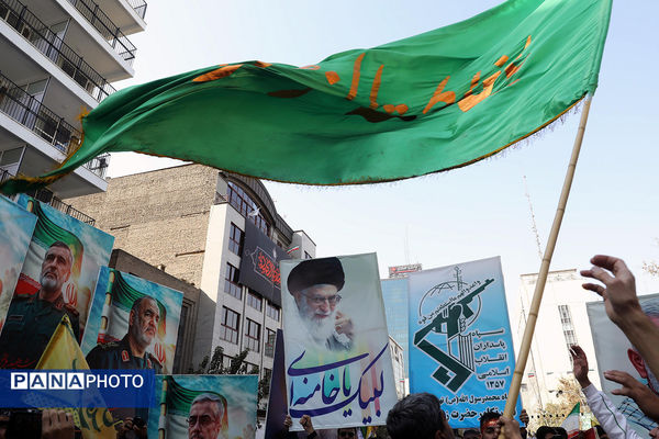 حضور وزیر آموزش و پرورش در راهپیمایی 13 آبان