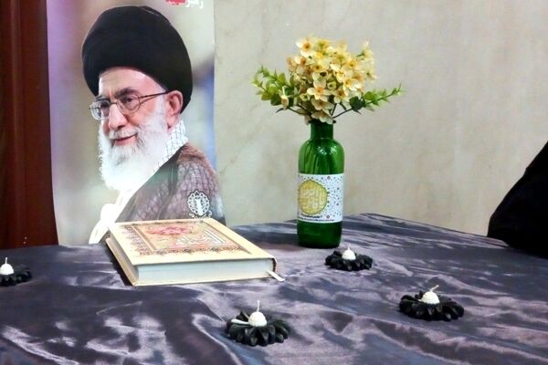 مراسم سوگواری قائد امت در مسجد امام هادی(ع) شهرک منظریه
