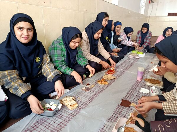 طرح مدام در دبیرستان فرزانگان 