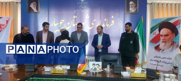 تقدیر از دانش‌آموز خبرنگار پانا در جویبار 