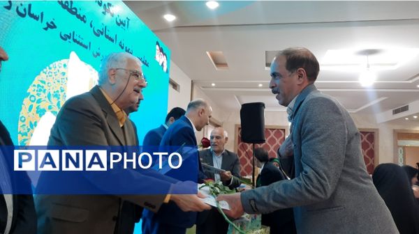 آیین تکریم از معلمان نمونه استانی و منطقه‌ای و تجلیل از بازنشستگان آموزش و پرورش استثنایی