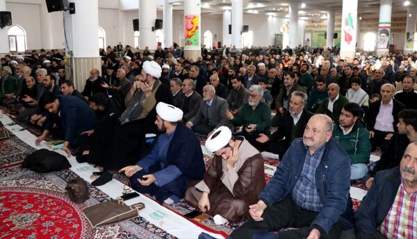 آیین وحدت‌بخش نماز عبادی‌ـ‌سیاسی جمعه شهرستان نظرآباد 