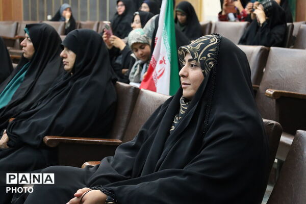 جلسه هم اندیشی مسئولان جوامع فرهنگی قرآنی
