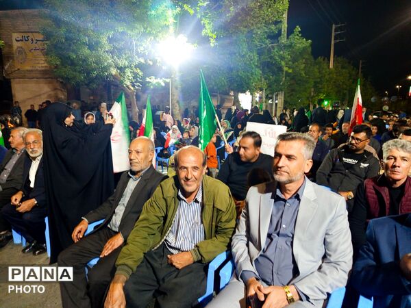 حضور پرشور مردم کامیاران در حمایت از جمهوری اسلامی ایران 