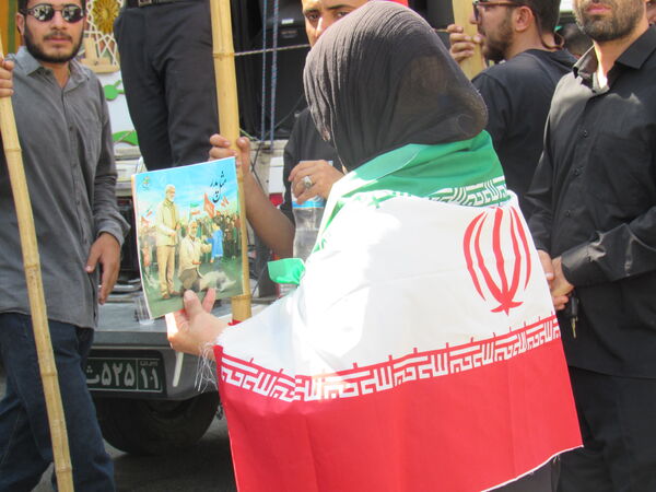 مشتاقان زیارت اربعین در سنندج پای‌کار راهپیمایی جاماندگان