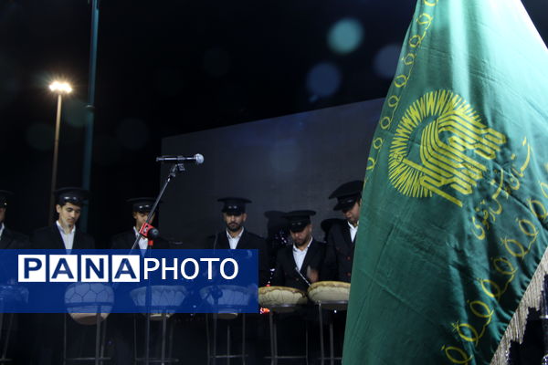 کاروان اقتدار در یزد؛ جلوه‌ای از دستاوردهای دفاعی، فرهنگی و مردمی انقلاب