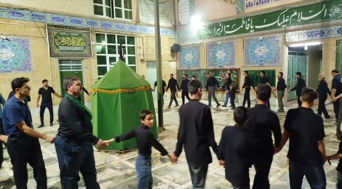  آیین سنتی «یاران عزای کیست» در زارچ