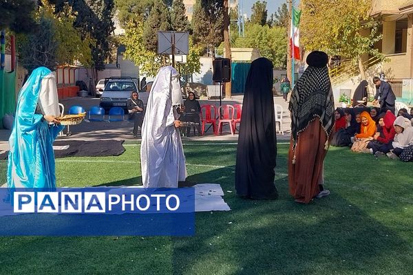 مراسم سوگواری شهادت حضرت فاطمه(س) در مدارس ناحیه 2 بهارستان