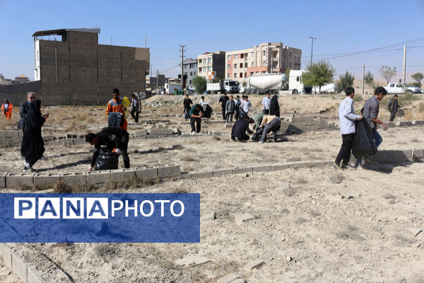 کار عملی در درس،انسان و محیط زیست