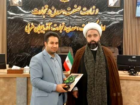 آموزش و پرورش آذربایجان غربی دستگاه برتر در حوزه اقامه نماز شد