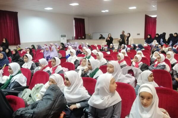 جشنواره دانش‌آموزی سرود در هنرستان سعادت پردیس 
