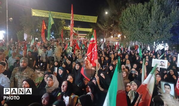 حضور مصطفی قدمگاهی در صدوهشتادمین شب اجتماعات حسینیه امام خمینی (ره) 