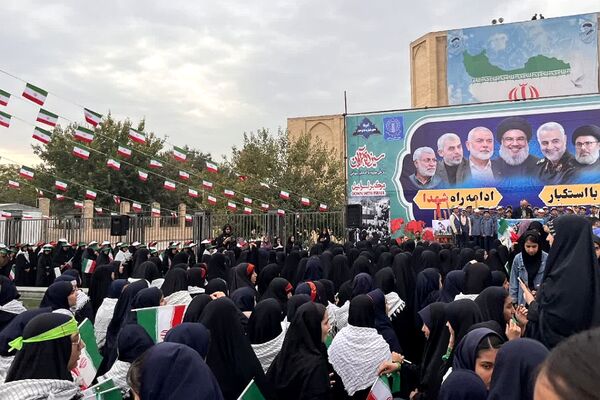  راهپیمایی ۱۳آبان در شهرستان ورامین