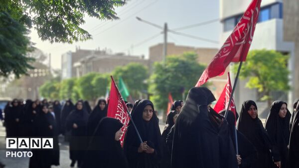 از مزار شهدای گمنام تا مزار کاریزک؛ قدم‌های جاماندگان رشتخوار در مسیر عشق حسینی