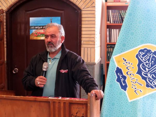 نماز جمعه عبادی و سیاسی در شهر غلامان