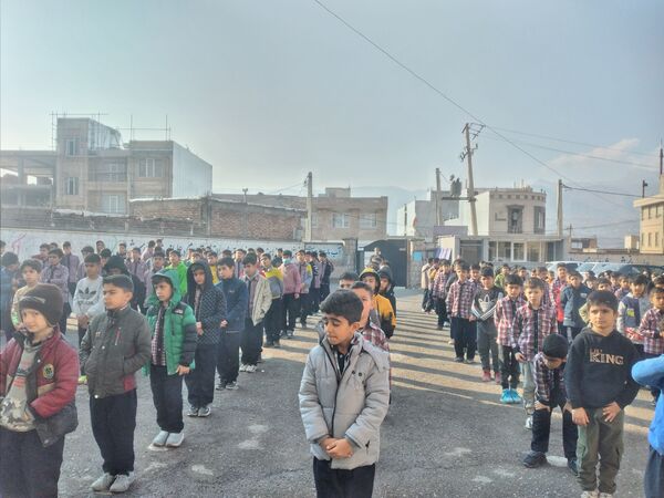 جشن میلاد امام علی(ع) و روز پدر در مدارس شهرستان سیروان 