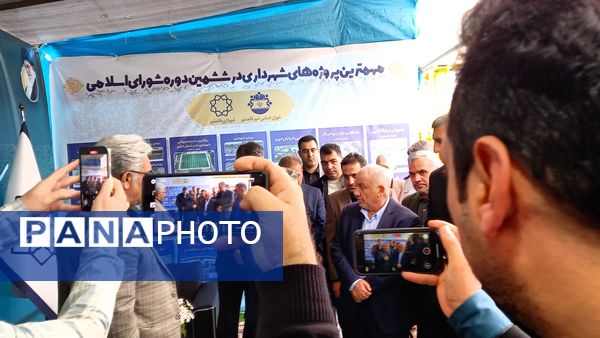 بازدید استاندار مازندران از غرفه نوروزی قائمشهر