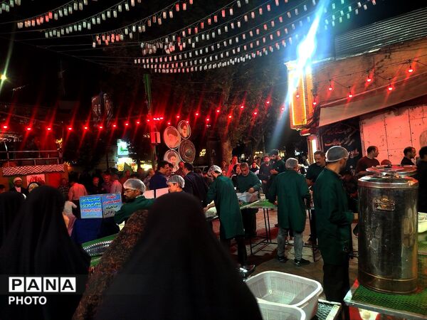 چایخانه حضرت زهرا(س) نیشابور در دویست‌وهشتمین شب از اجتماعات 