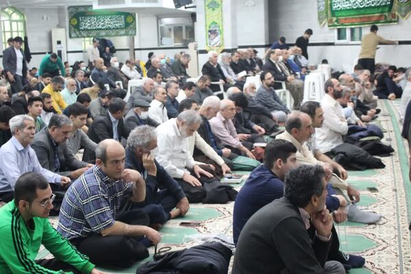 برگزاری اعتکاف دانش‌آموزی در مسجد رسول اکرم (ص)