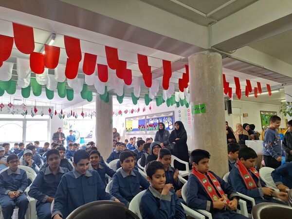  جشن نیکوکاری در دبستان شاهد استاد شهریار