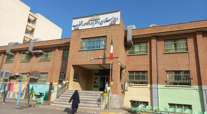 شور و نشاط دانش‌آموزی در مدرسه شاهد تهذیب با برگزاری مسابقات ورزشی