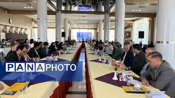 نشست ملی محیط یار مدارس نقطه آغاز تربیت دانش‌آموزان مسئول محیط زیست