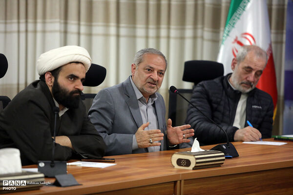نشست معاونان پرورشی و فرهنگی ادوار آموزش و پرورش