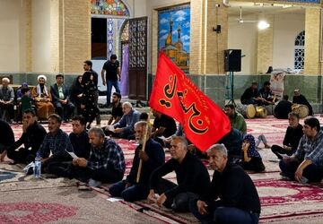 حسینیه میونگاه بافق میزبان مراسم رهبر شهید ایران