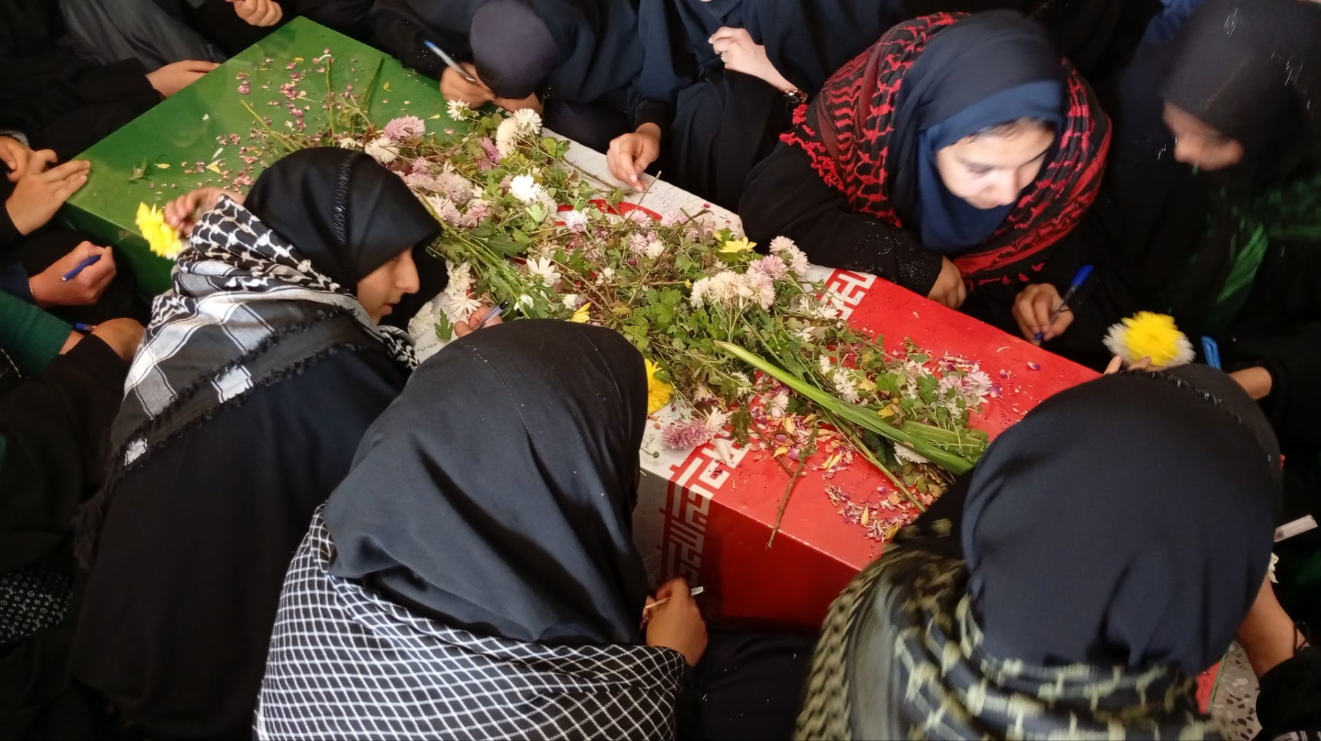 شهید گمنام؛ معلمی از جنس ایثار