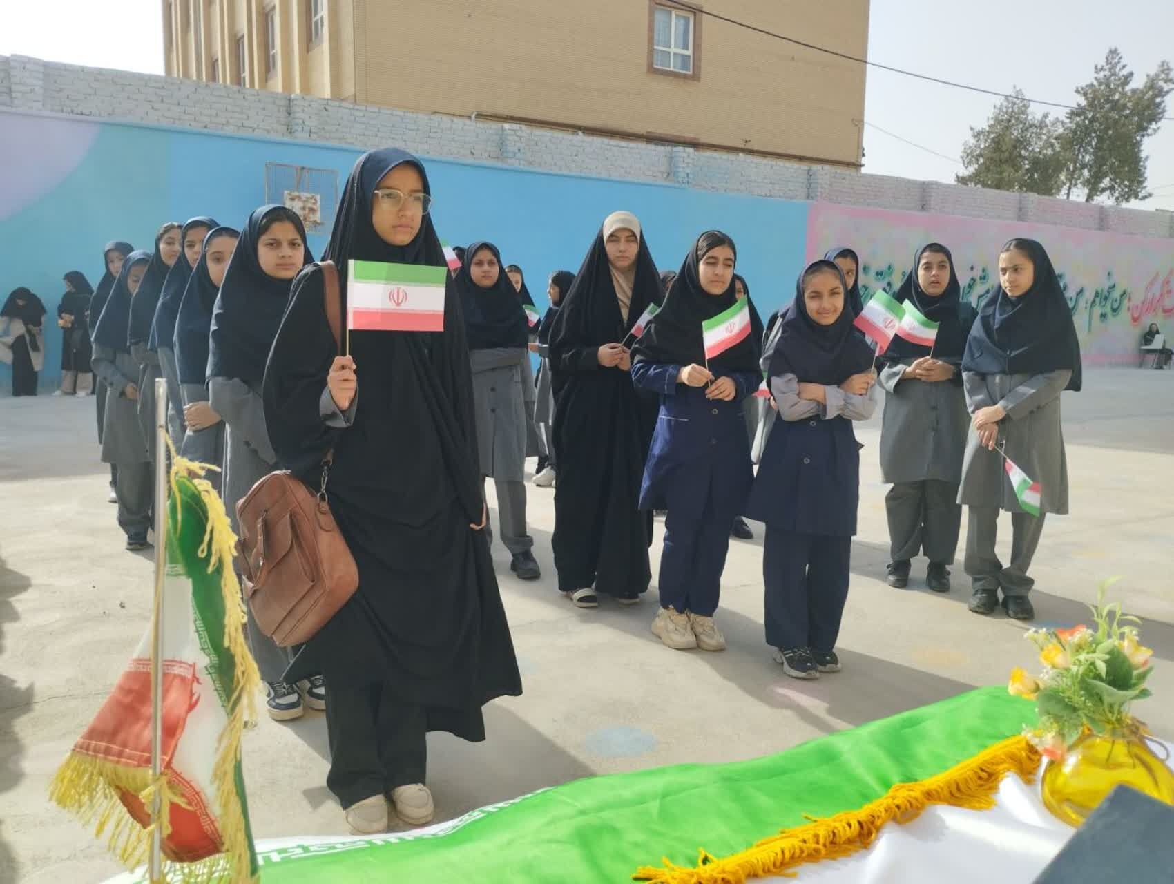 جشن جوانه ها در دبیرستان رفعت کاشمر