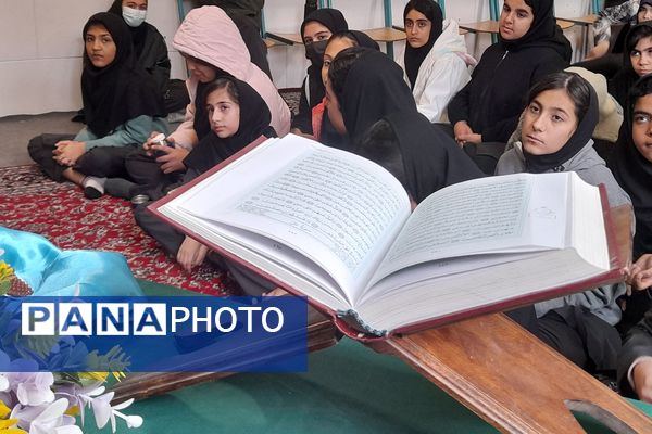 جشن روز مادر در مدارس شهید سرافراز و تربیت اسلامشهر