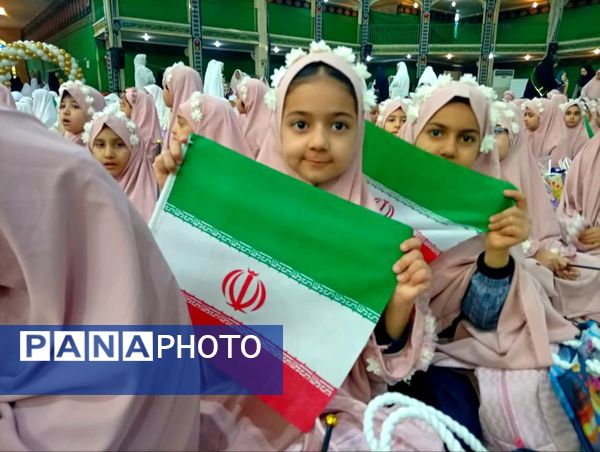 آیین زیبای جشن تکلیف دختران یزدی در حسینیه محمود آباد