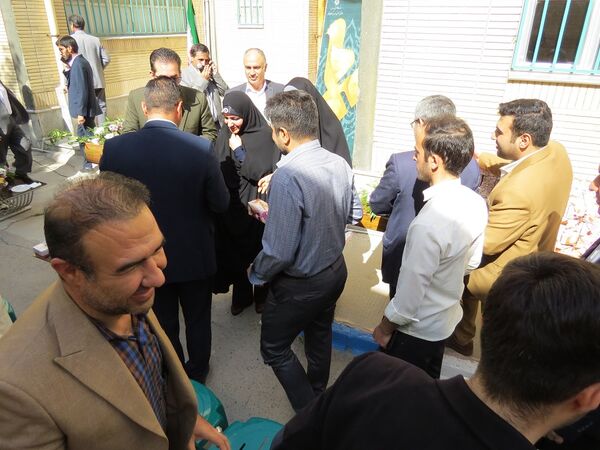 تقدیر از کارکنان‌ اداره‌کل آموزش و پرورش خراسان شمالی 