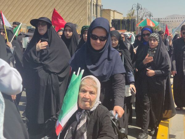 مراسم پیاده‌روی و عزاداری دلدادگان اربعین در شیراز