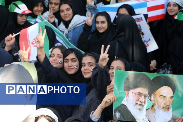 فریاد استکبار ستیزی از ورامین طنین انداز شد