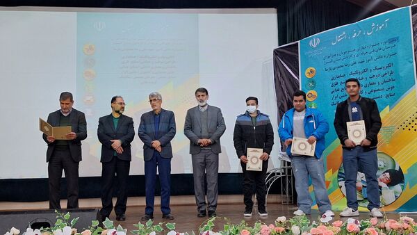 اختتامیه نمایشگاه شهید محمودی پارسا در استان البرز
