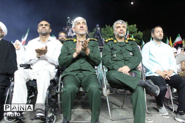 جشن ۲ هزار نفری تکلیف دختران یزد
