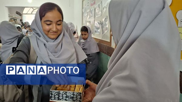 صدای پای مهربانی در راهروهای بیمارستان تا مدارس