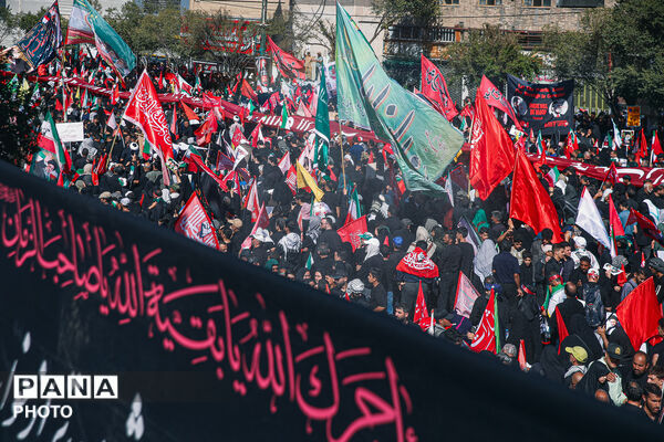 تشییع پیکر رهبر شهید انقلاب در مشهد مقدس-۲