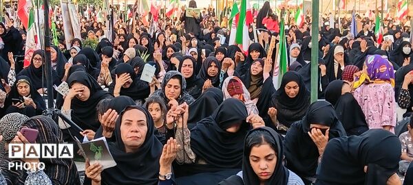 دعای عرفه در گلزار شهدای مدرسه شجره طیبه میناب