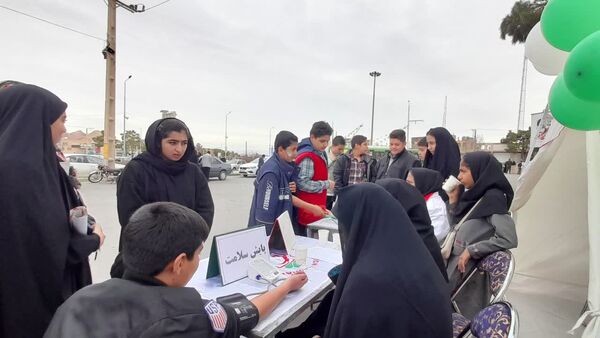 جشن بهار انقلاب در راهپیمایی ۲۲ بهمن در تفت