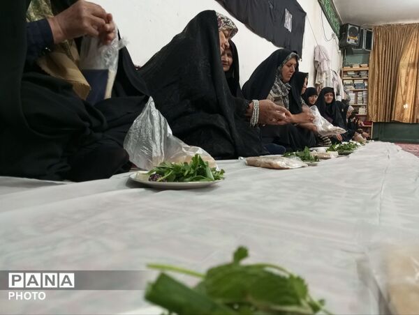 قرائت دعای ندبه در نیشابور