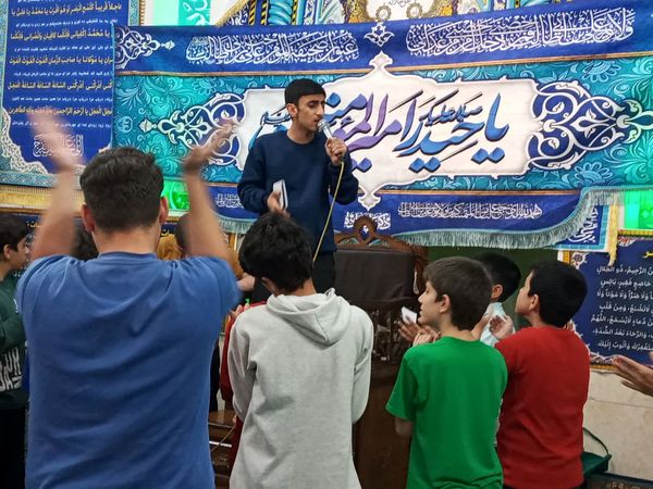 حضور پر شور دانش‌آموزان تهرانی در مراسم معنوی اعتکاف